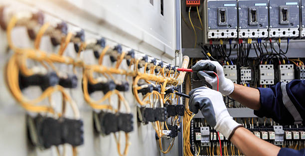 Professional Electrician technician working in Day County County, SD